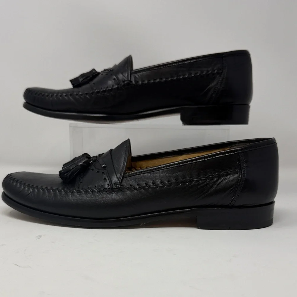 Sandro Moscolini Black Leather Quiet Luxury Handcrafted Tassel Loafers Sz 9